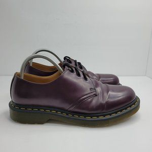 Classic Men’s Leather Derby Shoes in Deep Plum